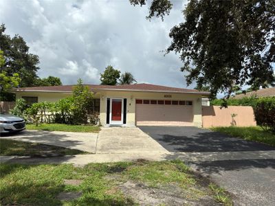 8201 Nw 67th Ave, House other with 4 bedrooms, 2 bathrooms and null parking in Tamarac FL | Image 1