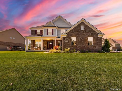 23431 Crooked Tree Ct, South Lyon, MI, 48178-0903 | Card Image