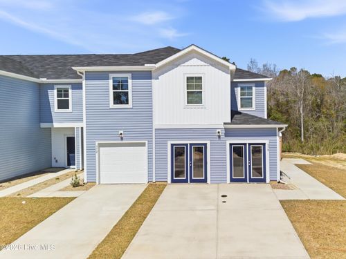 589 Sandy Hollow Dr, Jacksonville, NC, 28540-6400 | Card Image