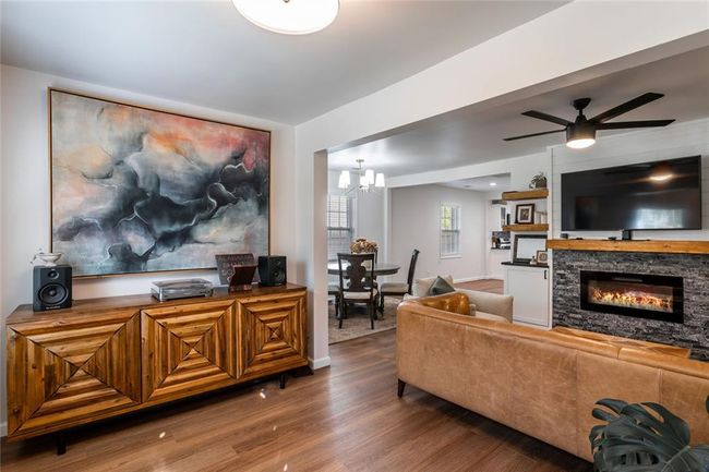 2189 Gordon Cir Se, House other with 4 bedrooms, 3 bathrooms and 2 parking in Smyrna GA | Image 5