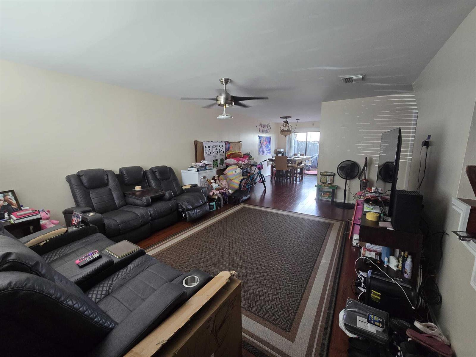Residential Lease in Unknown 4