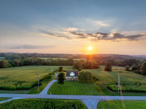 572 Buntin Mill Rd, Cottontown, TN, 37048-4805 | Card Image