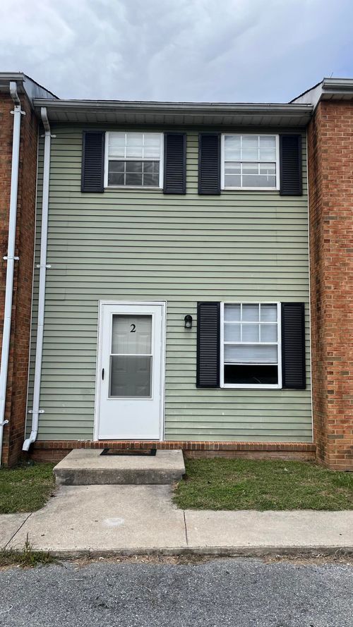 apt-2-1902 Yeager Ave Ne, Roanoke, VA, 24012-5472 | Card Image
