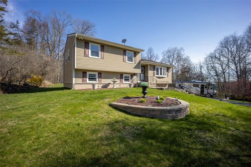 216 Hickory Hill Ln, Newburgh, NY, 12550-1648 | Card Image