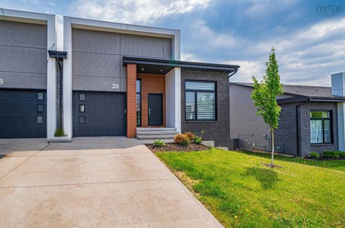 30 Helen Creighton Crt, Bedford, NS, B4B0Z5 | Card Image