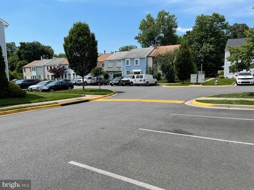1020 Queens Ct, HERNDON, VA, 20170-3425 | Card Image