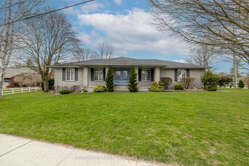 196 Hull Rd, Strathroy, ON, N7G3P2 | Card Image