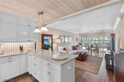 c424-424 12th Ave S, NAPLES, FL, 34102-8001 | Card Image