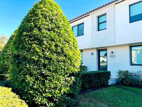 apt-3-4204 Sw 14th St, Miami, FL, 33134-3843 | Card Image