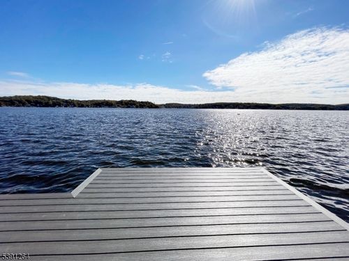 12 Bass Rock Rd, Hopatcong, NJ, 07843-1901 | Card Image