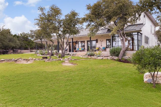 View of yard and back of the house | Image 37