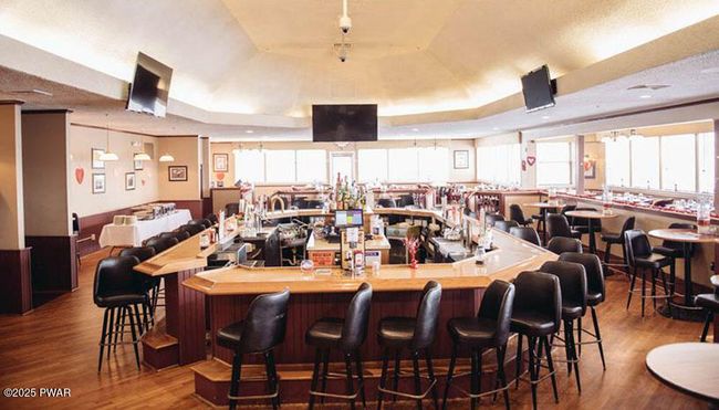 Top of the World Restaurant | Image 73