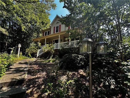 1720 Braemore Ct, Kernersville, NC, 27284-8617 | Card Image