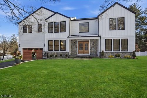 32 Felch Rd, Florham Park, NJ, 07932-2158 | Card Image