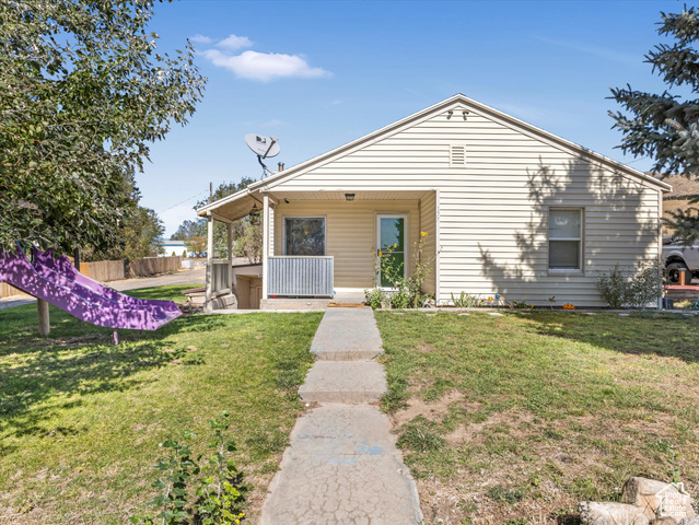 Silver Ave, Stockton, UT 84071