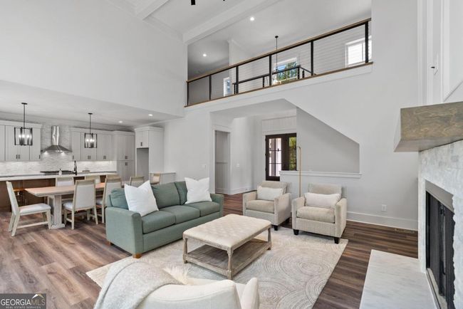 9720 Peninsula Dr, House other with 5 bedrooms, 5 bathrooms and 2 parking in GAinesville GA | Image 9
