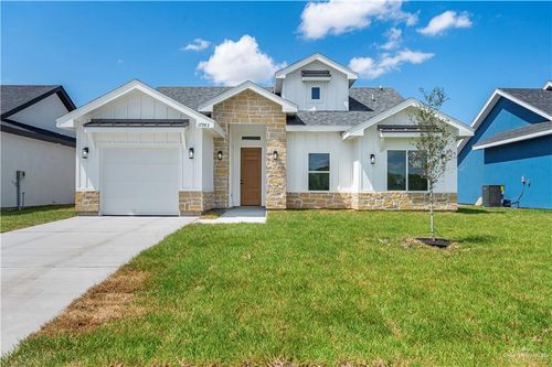 17983 Redwood Street, Combes, TX, 78552 | Card Image