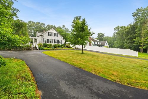 49-47 Dean St, Norton, MA, 02766-3427 | Card Image