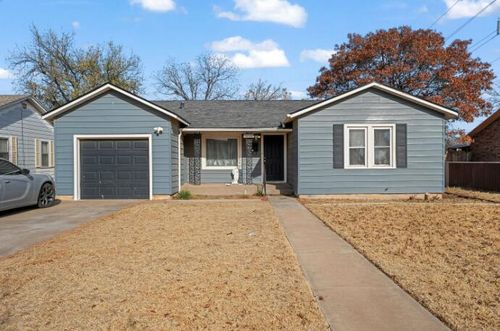 3004 33rd Street, Lubbock, TX, 79410 | Card Image