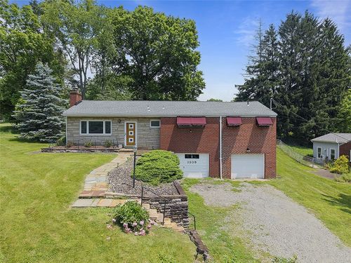 1209 Phillippi Ave, Bethel Park, PA, 15102-3425 | Card Image