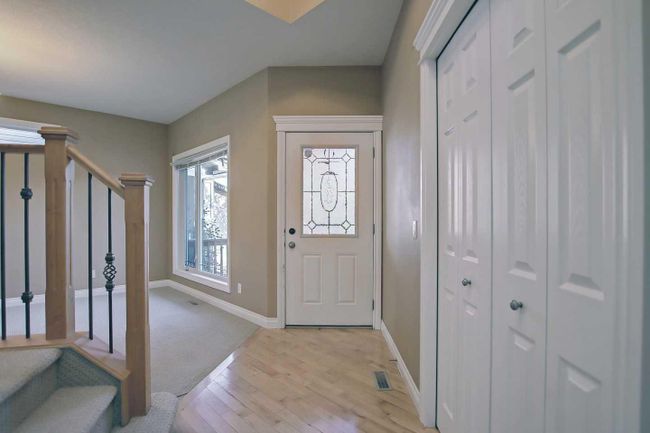 113 Seagreen Manor, Home with 5 bedrooms, 3 bathrooms and 4 parking in Chestermere AB | Image 3