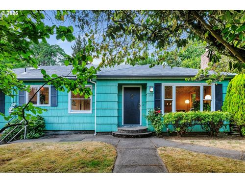 1911 Sw Marigold St, Portland, OR, 97219 | Card Image