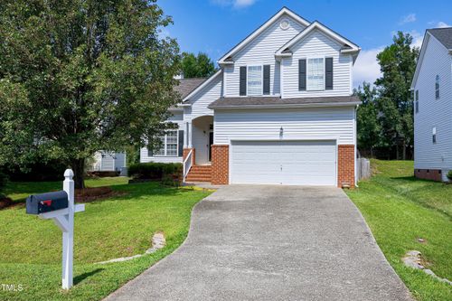 5624 Yates Garden Ln, Raleigh, NC, 27606-4010 | Card Image