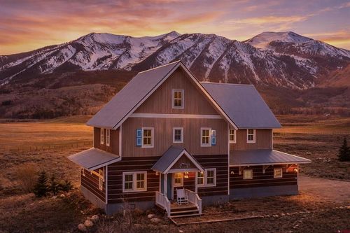 384 White Stallion Cir, Crested Butte, CO, 81224-5016 | Card Image
