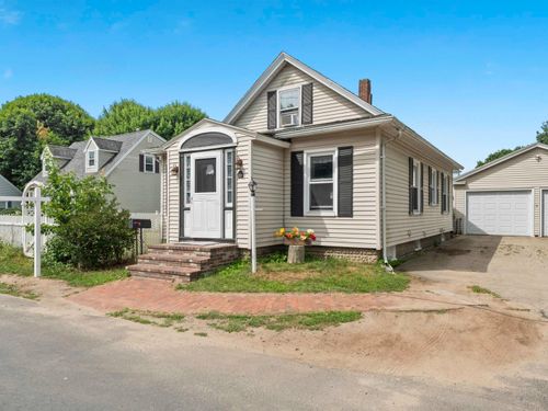 13 Wason Ave, Nashua, NH, 03060-4122 | Card Image