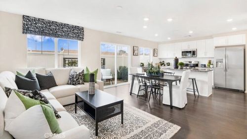 19255 Beech Grove St, Riverside, CA, 92507-1486 | Card Image