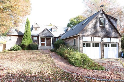 21 Baldwin Ct, Jamestown, RI, 02835-1257 | Card Image