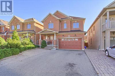 15 Canyon Gate Cres, House other with 5 bedrooms, 3 bathrooms and 4 parking in Maple ON | Image 1