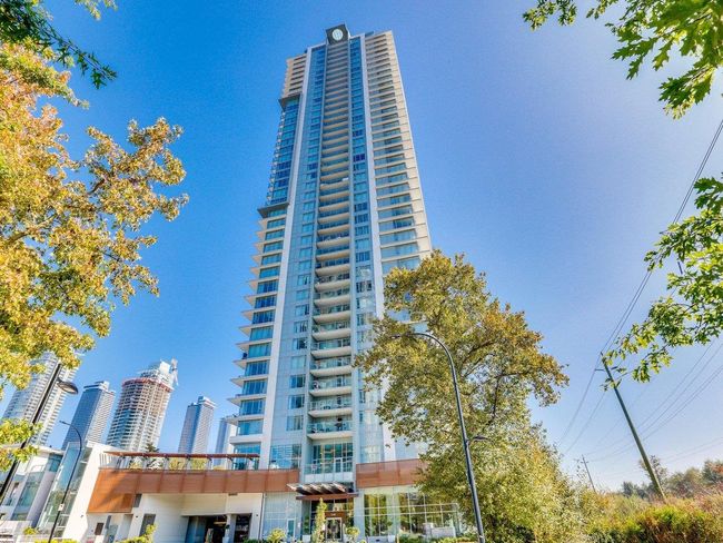402 - 2388 Madison Avenue, Condo with 1 bedrooms, 1 bathrooms and 1 parking in Burnaby BC | Image 1