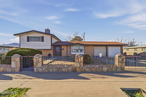 9627 Albacore Ln, El Paso, TX, 79924-5904 | Card Image
