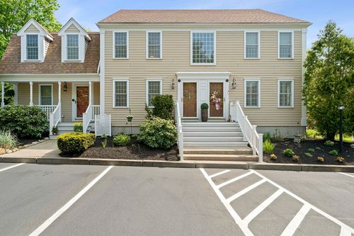 75-75 Evergreen St, Kingston, MA, 02364-1425 | Card Image