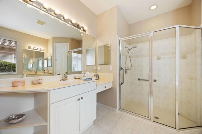 8926 Agliana Cir, House other with 3 bedrooms, 2 bathrooms and null parking in Boynton Beach FL | Image 27