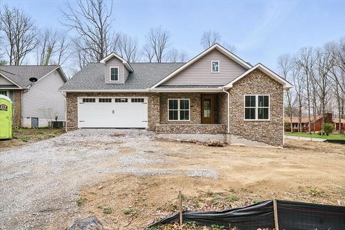 145 Lakeside Dr, Crossville, TN, 38558-7067 | Card Image