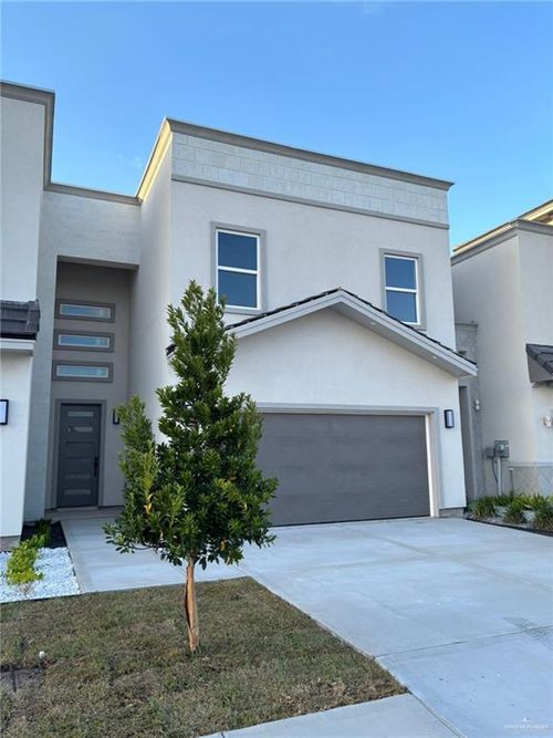 2213 Dorado Dr, Mission, TX, 78573-8504 | Card Image