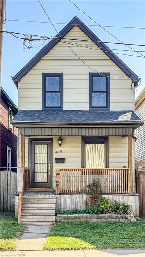 250 Avondale St, Hamilton, ON, L8L7C5 | Card Image