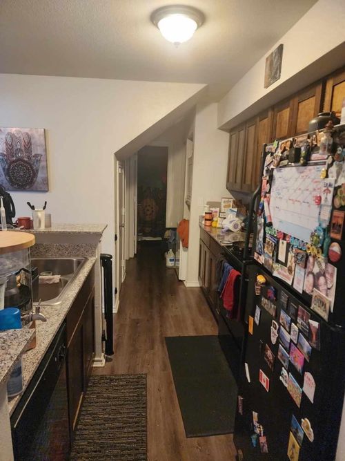 apt-s204-9837 Walnut St, Dallas, TX, 75243-2879 | Card Image