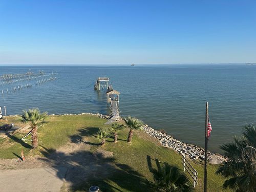 0 8th St, Dickinson, TX, 77539 | Card Image