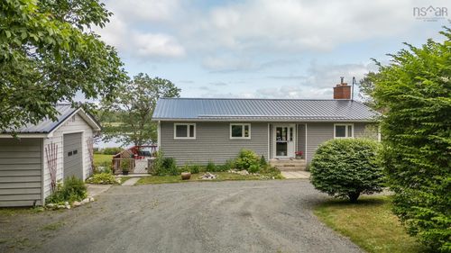 998 Mood Rd, Summerville, NS, B5A5J5 | Card Image