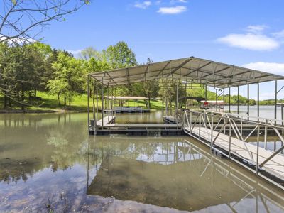 Shared boat dock with dedicated oversized slip | Image 2