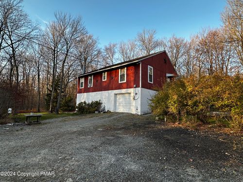 2173 Little Billy Ln, Tobyhanna, PA, 18466-8133 | Card Image