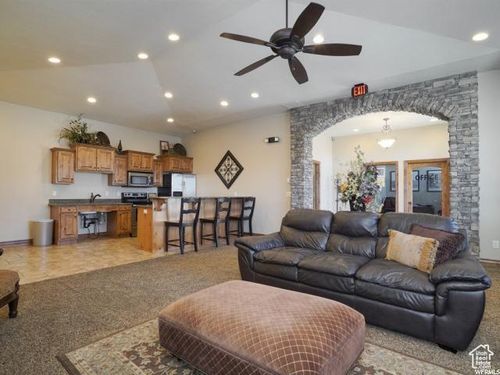 unit-h-917 S Main St, Layton, UT, 84041-4365 | Card Image