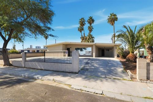 1808 8th Pl, Las Vegas, NV, 89104-2850 | Card Image