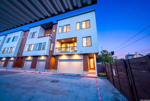 unit-806-102 Tendick, San Antonio, TX, 78209-7104 | Card Image