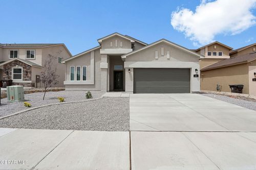 151 Esther Trl, Santa Teresa, NM, 88008-9347 | Card Image