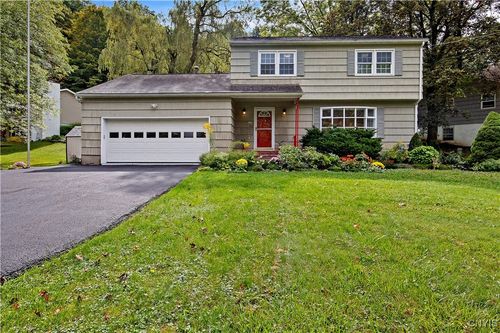 4594 Brookhill Dr S, Manlius, NY, 13104-2407 | Card Image
