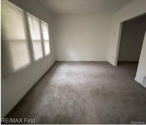 12370 Indiana St, Detroit, MI, 48204-1036 | Card Image